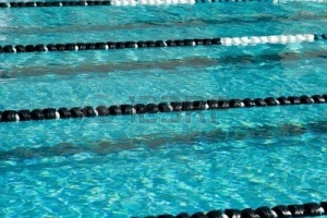886492-the-water-texture-patterns-of-a-competitive-swimming-pool-after-a-race